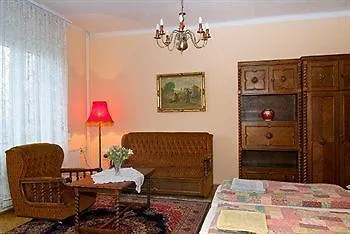 Mohacsi בודפשט