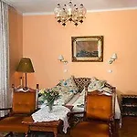 Mohacsi 3*